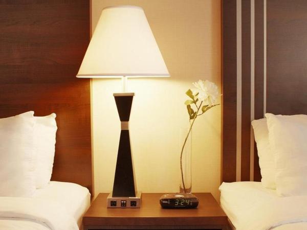 Comfort Suites Downtown : photo 6 de la chambre chambre 2 lits queen-size - non-fumeurs