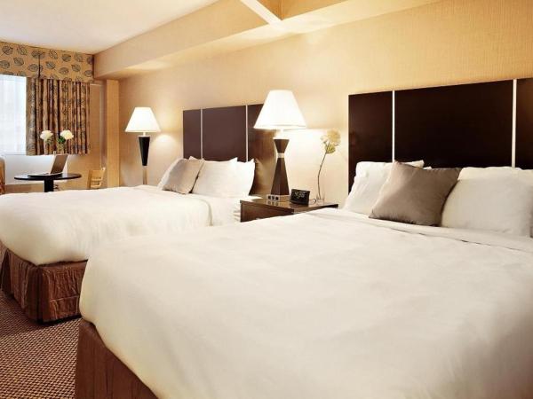 Comfort Suites Downtown : photo 5 de la chambre chambre 2 lits queen-size - non-fumeurs