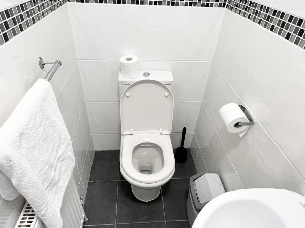 Melbourne House Hotel : photo 5 de la chambre chambre simple avec salle de bains privative