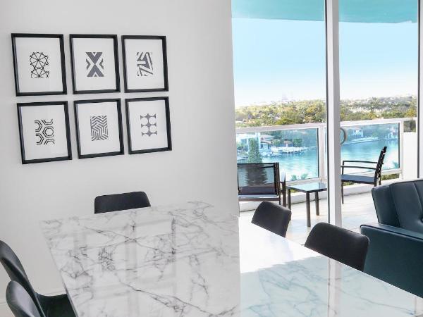 Seacoast Suites on Miami Beach : photo 4 de la chambre suite premier 3 chambres avec 2 salles de bains et cuisine en granit - vue sur baie