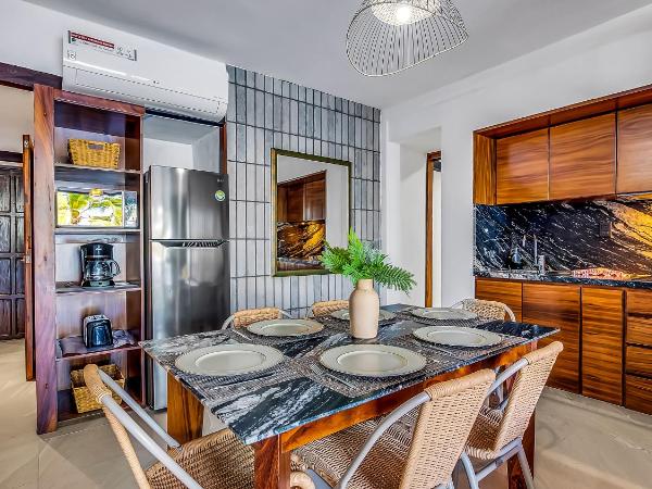 Marboka Hotel & Suites : photo 7 de la chambre suite 2 chambres avec terrasse