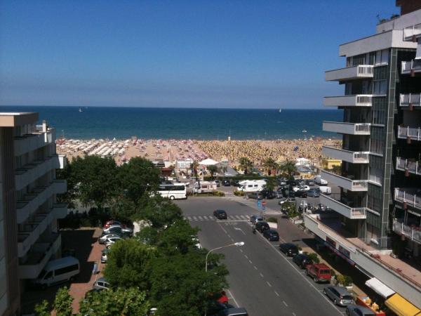 Hotel Fedora Rimini : photo 9 de la chambre chambre triple - vue sur mer