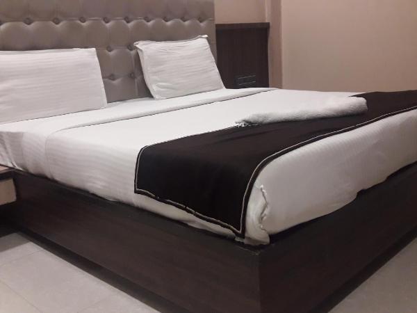 Shine Hospitality Crown : photo 10 de la chambre chambre double ou lits jumeaux standard