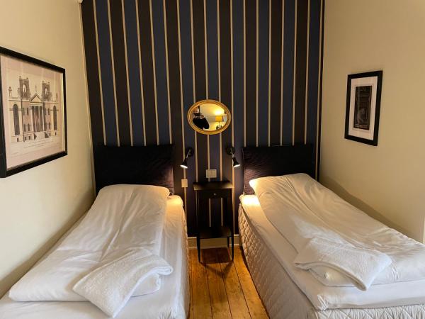 Villa A Hotel : photo 6 de la chambre chambre lits jumeaux