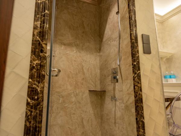 A Residence @ Between Hilton & Cititel Hotel : photo 2 de la chambre chambre double deluxe