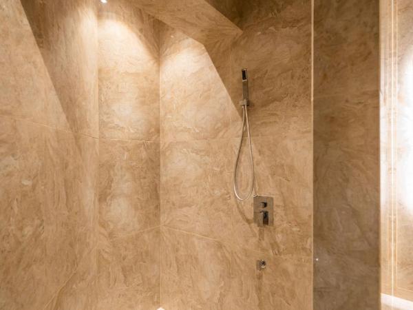 ACJ Residence @ Beside Cititel Hotel : photo 6 de la chambre grande chambre double