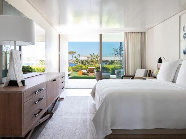 Four Seasons Astir Palace Hotel Athens : photo 1 de la chambre chambre lit king-size nafsika - vue sur mer et jardin