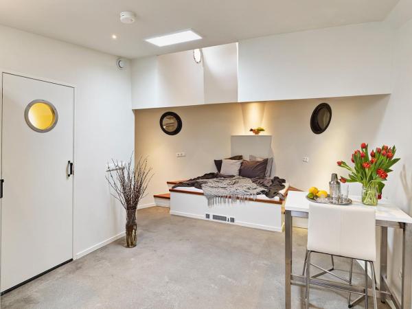 A304 Romantic SeaShip in top Center : photo 3 de la chambre chambre double avec salle de bains privative