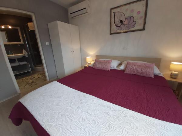 Sobe Dragić : photo 10 de la chambre chambre double deluxe (2 adultes + 1 enfant)