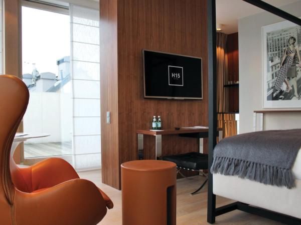 H15 Boutique Hotel, Warsaw, a Member of Design Hotels : photo 2 de la chambre suite junior avec balcon