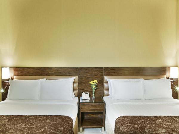 Gateway Hotel : photo 4 de la chambre grande chambre lits jumeaux de luxe