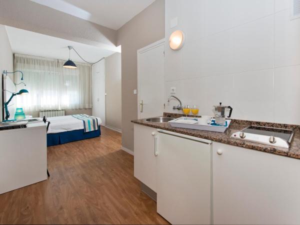 Estudios Aránzazu : photo 9 de la chambre studio