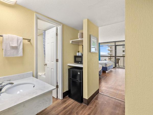 North Shore Oceanfront Resort Hotel : photo 5 de la chambre chambre premium avec 2 lits queen-size - vue sur océan