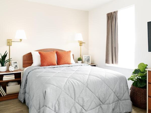 InTown Suites Extended Stay Orlando FL - South : photo 1 de la chambre studio lit queen-size 