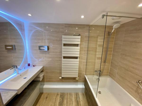 GOLF HOTEL : photo 3 de la chambre suite