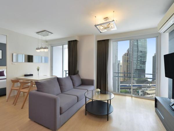 Arize Hotel Sukhumvit : photo 2 de la chambre chambre familiale exécutive