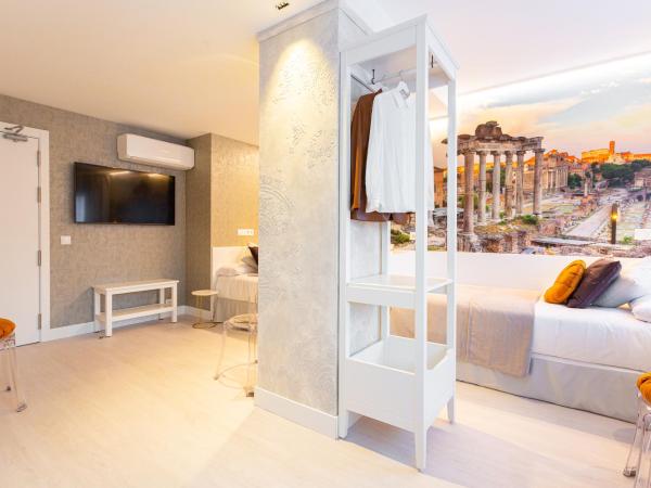 Fly Rooms Madrid Airport : photo 8 de la chambre chambre triple