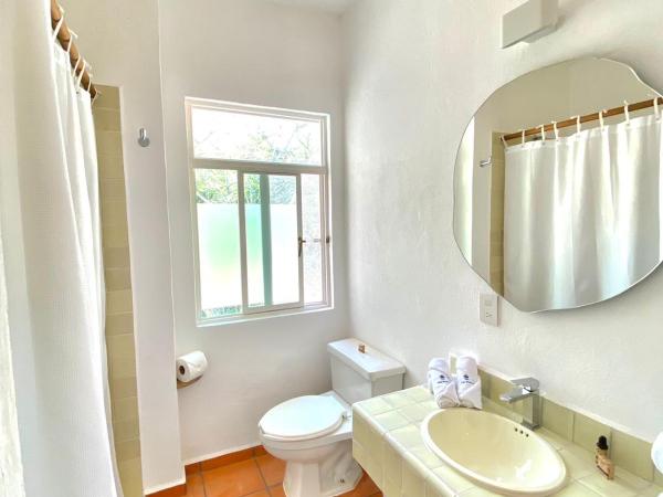 Hotel Cala Blanca Cuernavaca : photo 2 de la chambre petite chambre double