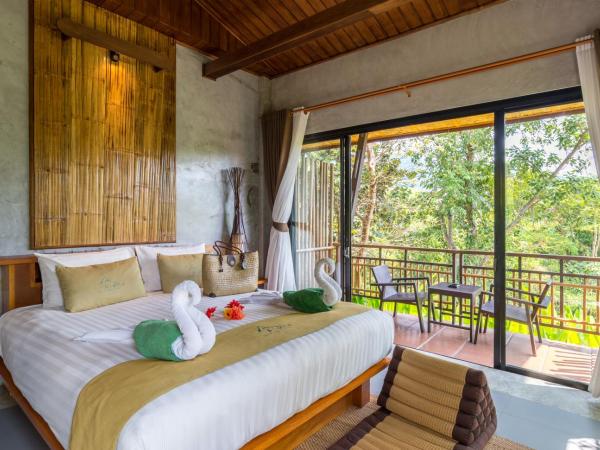 Alama Sea Village Resort - SHA Extra Plus : photo 1 de la chambre chambre double supérieure avec balcon