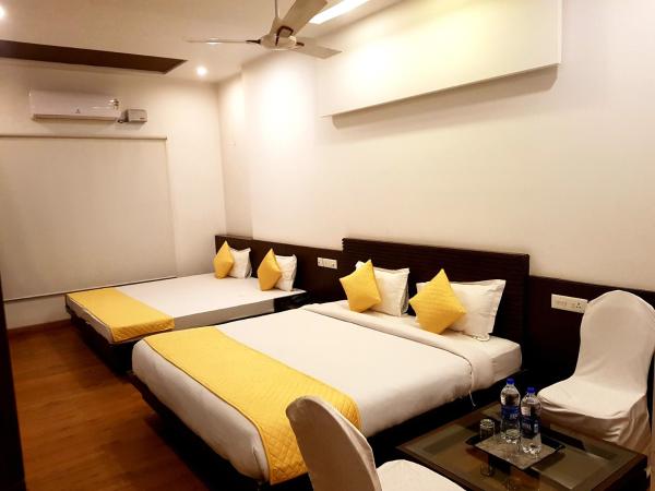 Hotel Vasudha Palace : photo 1 de la chambre chambre familiale deluxe