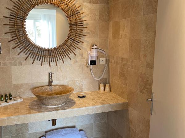 Le Mas de Cocagne : photo 5 de la chambre chambre familiale (2 adultes et 2 enfants)