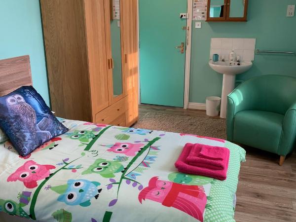 Bedrock Lodge : photo 9 de la chambre chambre lits jumeaux standard avec vue sur jardin