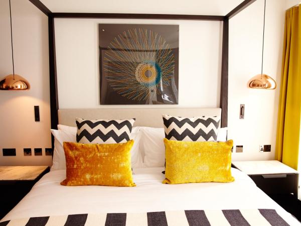 Hotel Indigo London Tower Hill, an IHG Hotel : photo 4 de la chambre chambre king standard avec vue sur ville