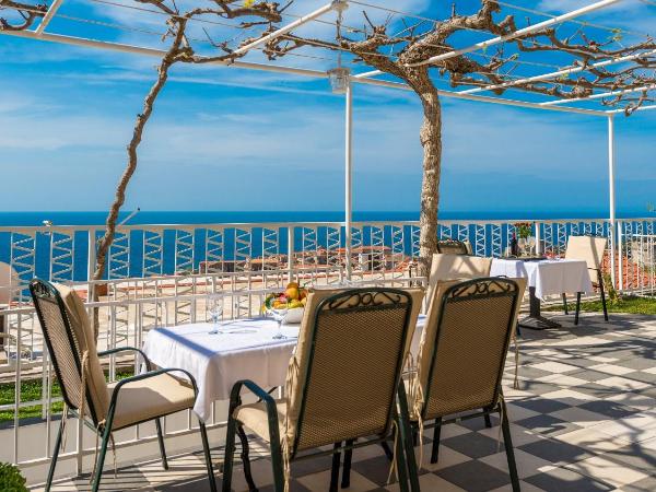 Apartments and Room Lora : photo 1 de la chambre appartement 1 chambre avec terrasse