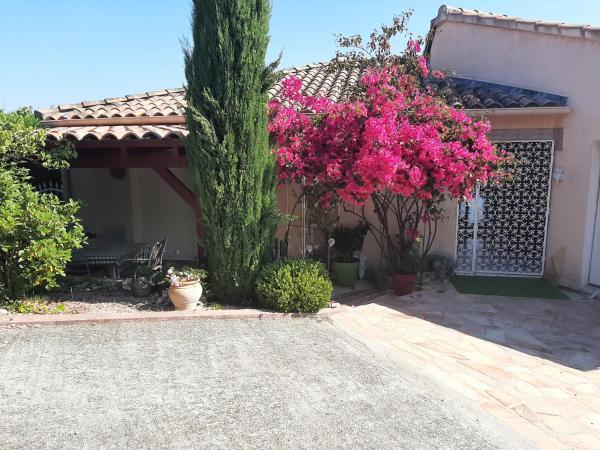 Chambre d'hote Casa Tozza : photo 1 de la chambre chambre double - vue sur jardin