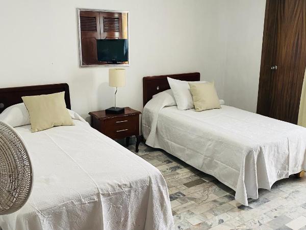 Hostal Guadalajara Cosmopolitan Providencia : photo 2 de la chambre chambre double