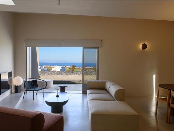 Santopaz Suites : photo 5 de la chambre suite azur avec piscine privée - vue sur mer