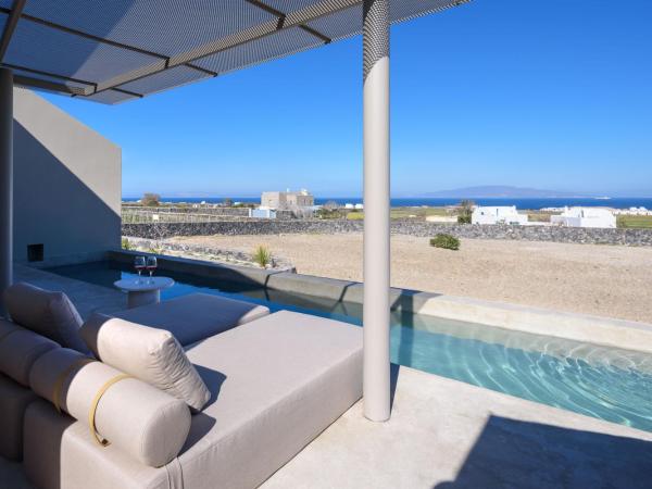 Santopaz Suites : photo 1 de la chambre suite azur avec piscine privée - vue sur mer