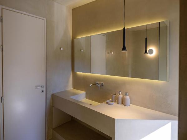 Santopaz Suites : photo 8 de la chambre suite opale avec petite piscine - vue sur mer