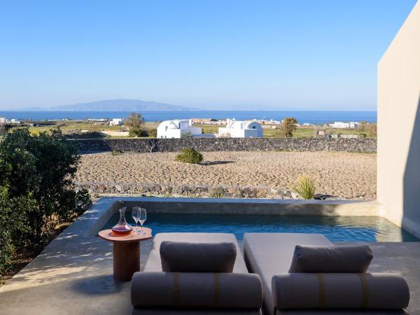 Santopaz Suites : photo 2 de la chambre suite opale avec petite piscine - vue sur mer
