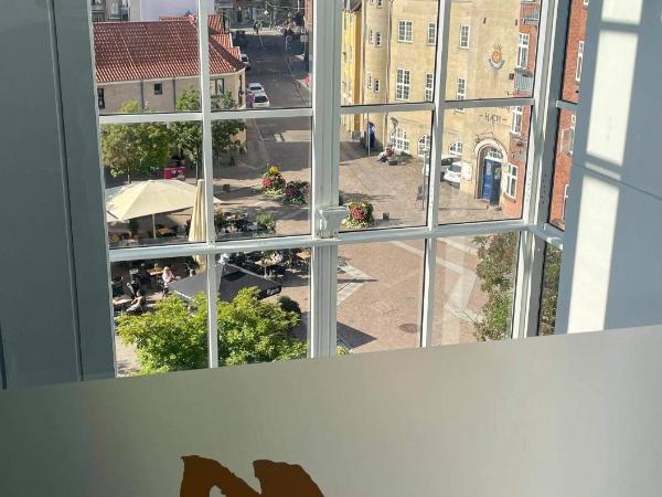 Mortens Kro Boutique Hotel : photo 4 de la chambre suite avec jacuzzi