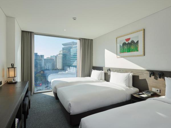 Nine Tree Premier Hotel Insadong Myeongdong : photo 1 de la chambre chambre triple standard