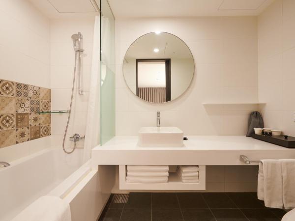 Nine Tree Premier Hotel Insadong Myeongdong : photo 8 de la chambre suite lits jumeaux familiale