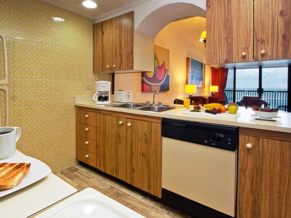 The Royal Cancun All Suites Resort - All Inclusive : photo 10 de la chambre villa principale 2 chambres - vue sur complexe