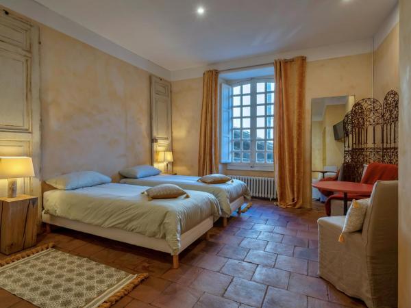 Chambre d'hôtes Conquans : photo 5 de la chambre 2 chambres doubles communicantes