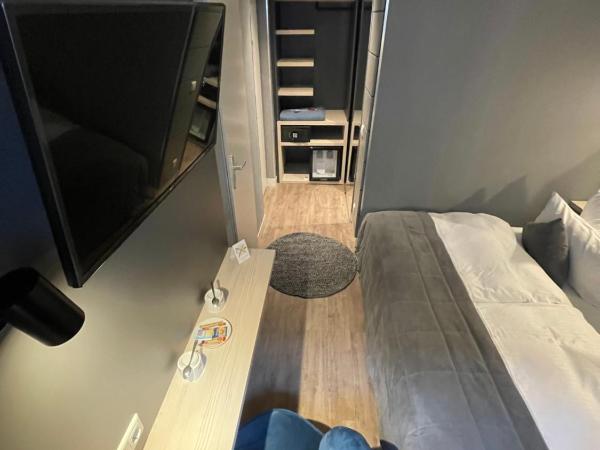 Hotel Falkenturm : photo 4 de la chambre chambre double