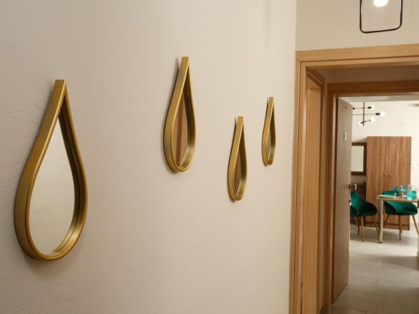 Asterion Luxury Studios Airport : photo 6 de la chambre studio familial communicant