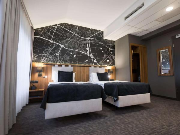 Best Western Hotel Mariacki Katowice : photo 3 de la chambre chambre lits jumeaux supérieure