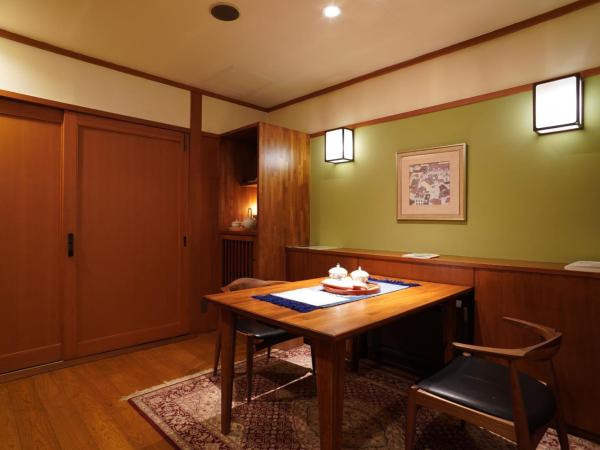Arima Onsen Tocen Goshobo : photo 2 de la chambre chambre lits jumeaux supérieure - chuyo