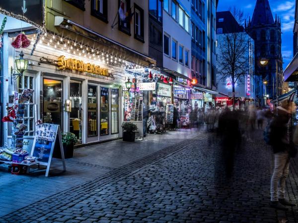 Hotel am Museum Köln : photo 4 de la chambre suite junior avec terrasse