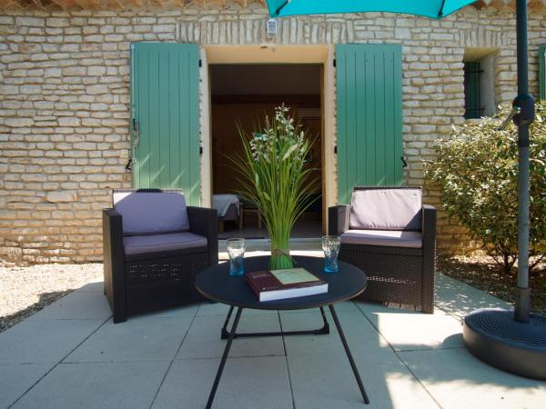 Mas Val-Chênaie Gordes : photo 3 de la chambre chambre lits jumeaux deluxe