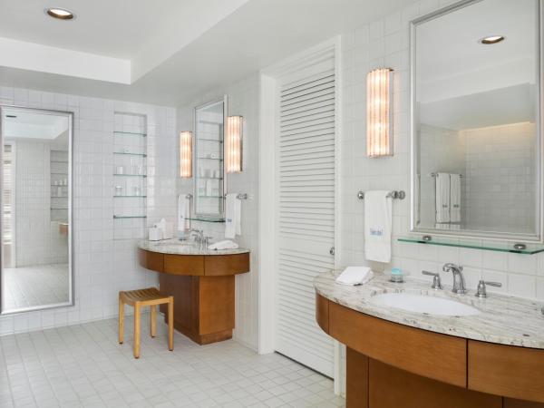 Halekulani : photo 7 de la chambre suite lit king-size océan