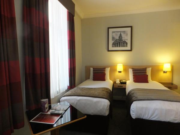 Thistle London Bloomsbury Park : photo 6 de la chambre chambre lits jumeaux standard
