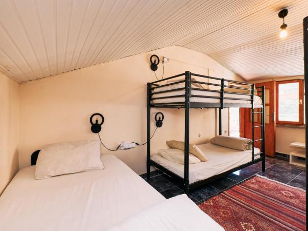 hostel vague : photo 3 de la chambre lit superposé dans dortoir mixte