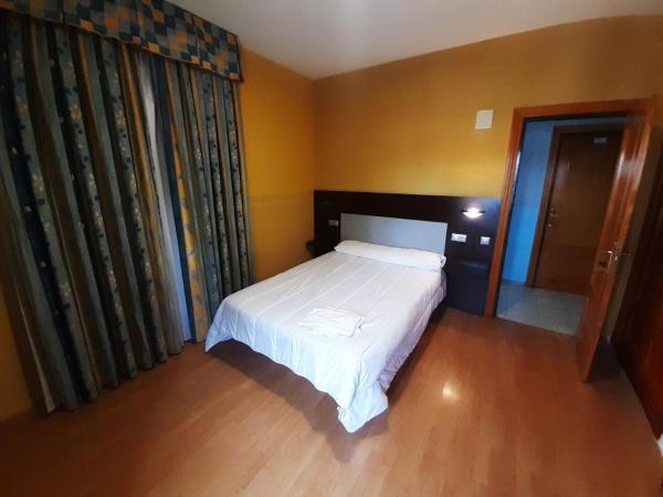 Hotel Nuevo Lorenzo : photo 1 de la chambre chambre standard lit queen-size