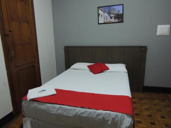 Hotel Gontijo Belo Horizonte - Próximo a Rodoviária e Praça Sete : photo 2 de la chambre chambre double avec balcon